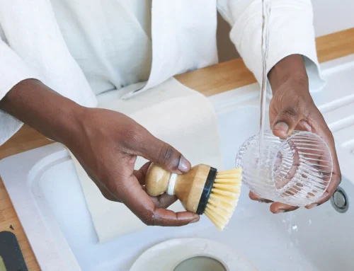 How to Wash Dishes Without Splashing: Faucet Tips & More